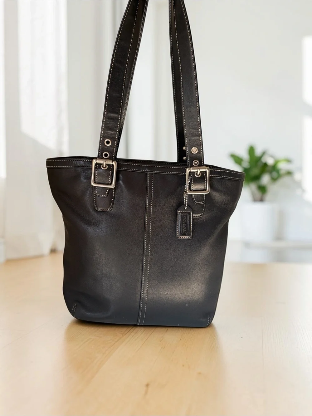 Coach Y2K Hamptons Soft Leather Bucket Tote Style #9572